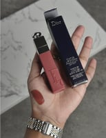 ‎تنت شفاه ديور اديكت ليب تنت من ديورثبات يدوم حتى...