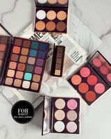 عروض يوم التأسيس بوكس مكياج فخم