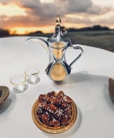 تمر مكنوز تفاحة القصيم(كرتون ٣ كيلو)