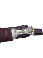 جنبيه سبيكي كبير من الجلد الطبيعي