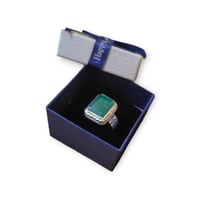 خاتم فضة بحجر الزمرد