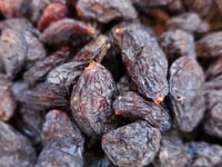 زبيب اسود رقم (1) 1 كيلو