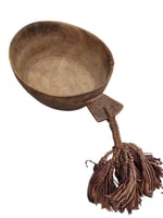 قدح من الخشب قديم ونادر سعة 5 لتر