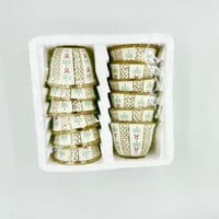 فنجال نقش التولة ذهبي