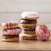 ويلتون صينية قوالب دونات كبيرة 21.5 × 15.5 انش