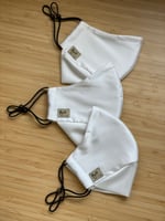 كمامة بقصه نقاب مقوس-ابيض حرير