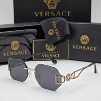 نظاره فرزاتشي Versace