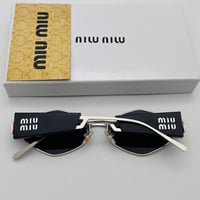 نظاره ميو ميو miu miu