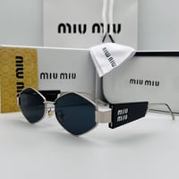 نظاره ميو ميو miu miu