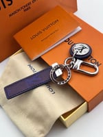 ميداليات مفاتيح من ماركة لويس فيتون