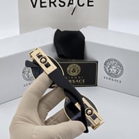 نظاره فرزاتشي Versace