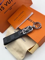 ميداليات مفاتيح من ماركة لويس فيتون