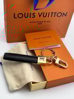 ميداليات مفاتيح من ماركة لويس فيتون