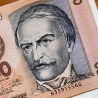 بيرو فئة 100 سول أنسر