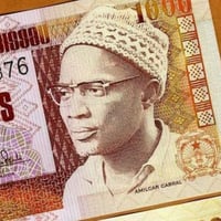 غينيا بيساو فئة 1000 فرنك أنسر