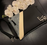 باوتش شنط نسائي تصميم حسب الطلب