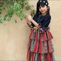 فساتين بنات أزياء يوم التأسيس