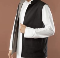 سديري جوخ ينلبس جهاتين لون اسود واغبر