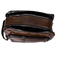 شنطة يد جلد بمقبض معصم مع فتحة داخلية للنقود والبط...