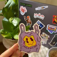 ستيكر توت باق