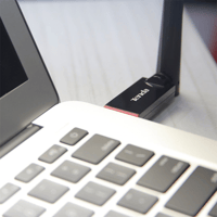 لاقط وموزع شبكة الواي فاي U6 300Mbps USB