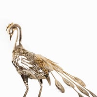 مجسم طاؤوس معدن ذهبي