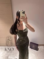 فستان سهرة تفتة مطرز بالخرز والورود الملونة – مقاس...