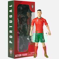 مجسم لاعب المنتخب البرتغالي كريستيانو رونالدو المف...