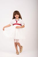 فستان آريا الأبيض المطرّز