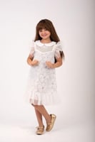 فستان النعومة البيضاء