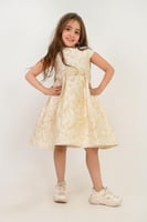 فستان لمسة الذهب