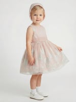 فستان إليورا الدانتيل مع قبعة