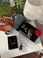 بكس هدايا تخرج 2025 | شال مطرز بالاسم + كوب + سلسا...