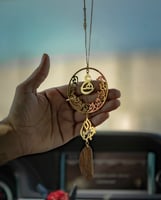 تعليقة سيارة بالاسم و احرف مع كسرة العود