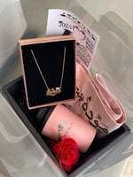 بكس هدايا تخرج 2025 | شال مطرز بالاسم + كوب + سلسا...