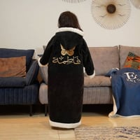 فروة بالاسم أنيقة ودافئة _ لون أسود