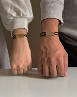 اسواره بالاسم والتاريخ حسب الطلب