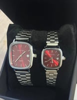 بكج ساعات فضي احمر