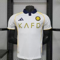 تيشيرت النصر نسخة اللاعبين لموسم 2025/2026