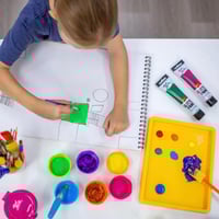 مونت مارت | أكواب الطلاء - 6 قطع مع صينية