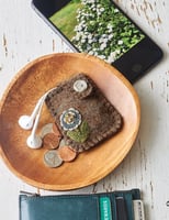 Wool, Needle & Thread: The Go-To Guide for Wool St...