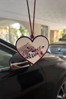 تعليقة اكريلك برسمة حسب الطلب