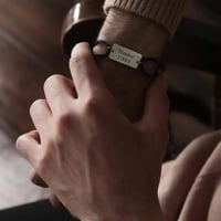 اسواره بالاسم والتاريخ