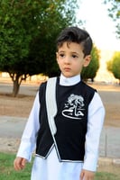 سديري البشت فضي