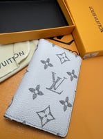 محفظة ماركة لويس فيتون