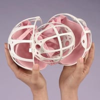 كرة تنظيف الملابس الداخلية