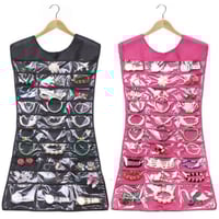 منظم اكسسوارات شكل فستان