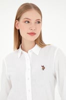 قميص ابيض بولو