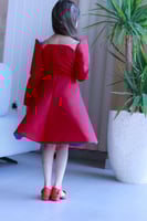 فستان أحمر بورد موف