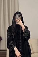 عبايه (N63) تطريز نحاسي